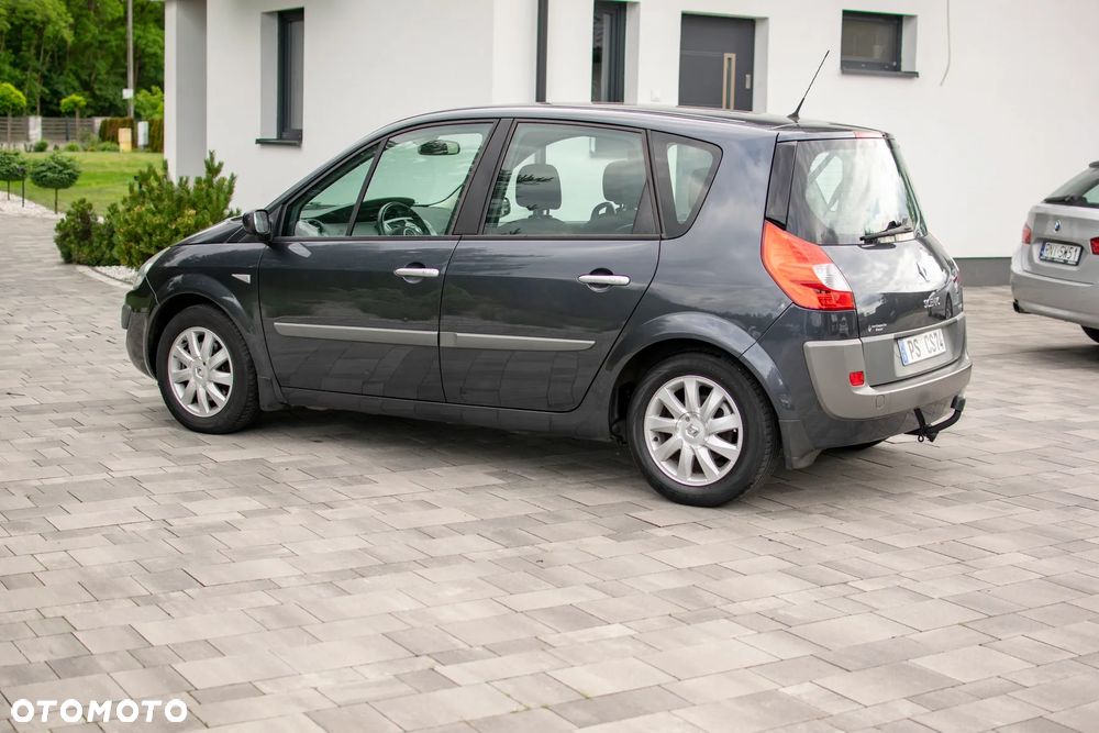 Renault Scenic - 22