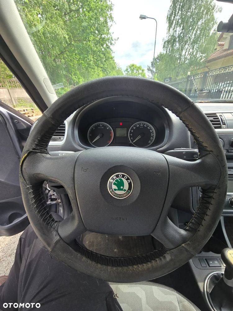 Skoda Roomster 1.9 TDI Comfort - 14