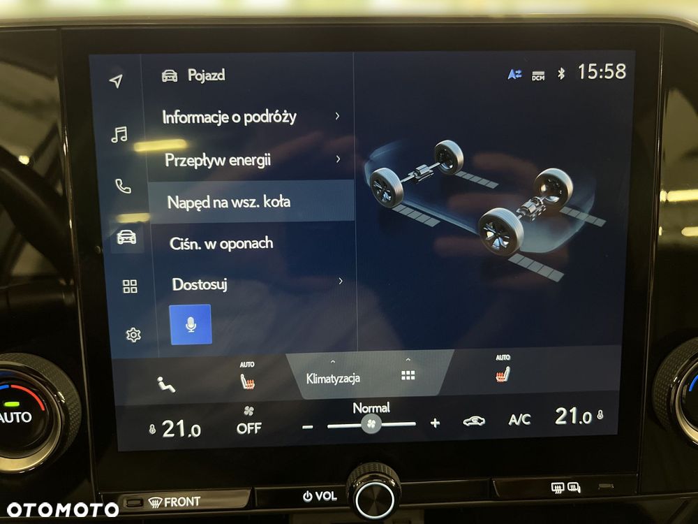 Lexus NX 350h Business AWD - 33
