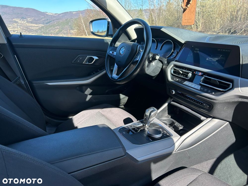 BMW Seria 3 - 20
