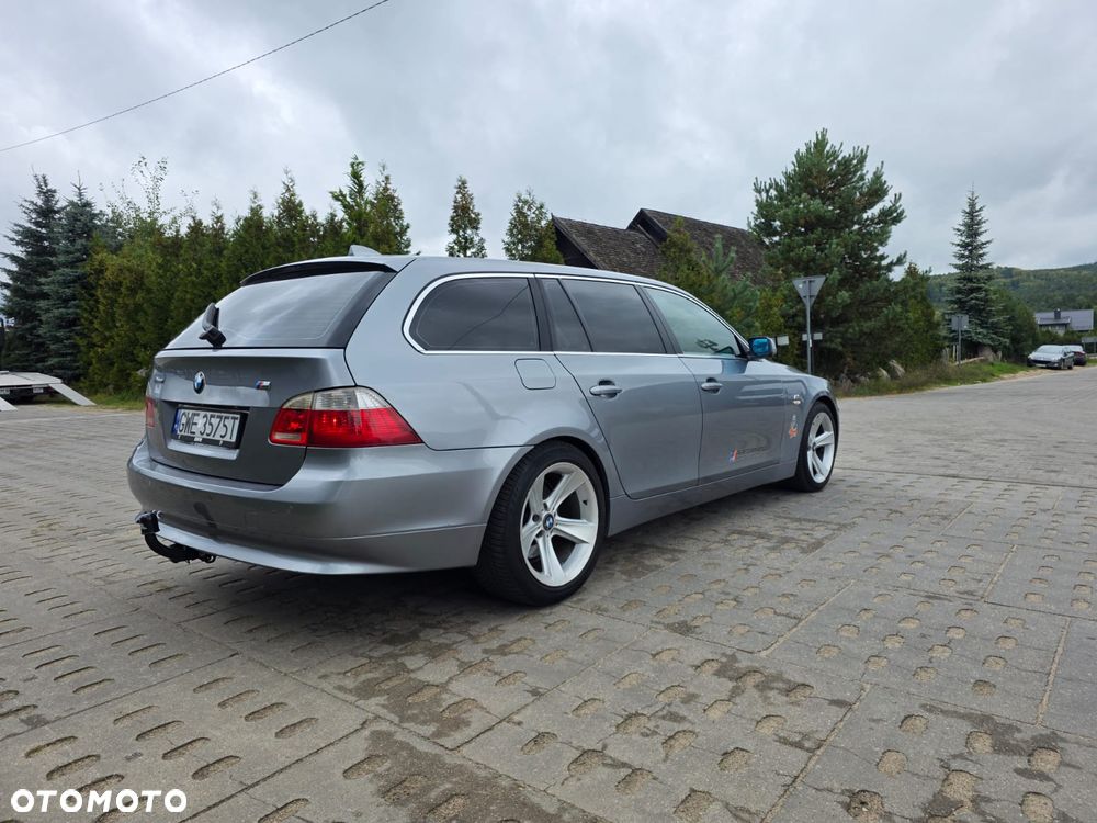 BMW Seria 5 525d - 8