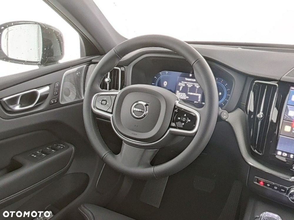 Volvo XC 60 B5 B AWD Ultra Black Edition - 14