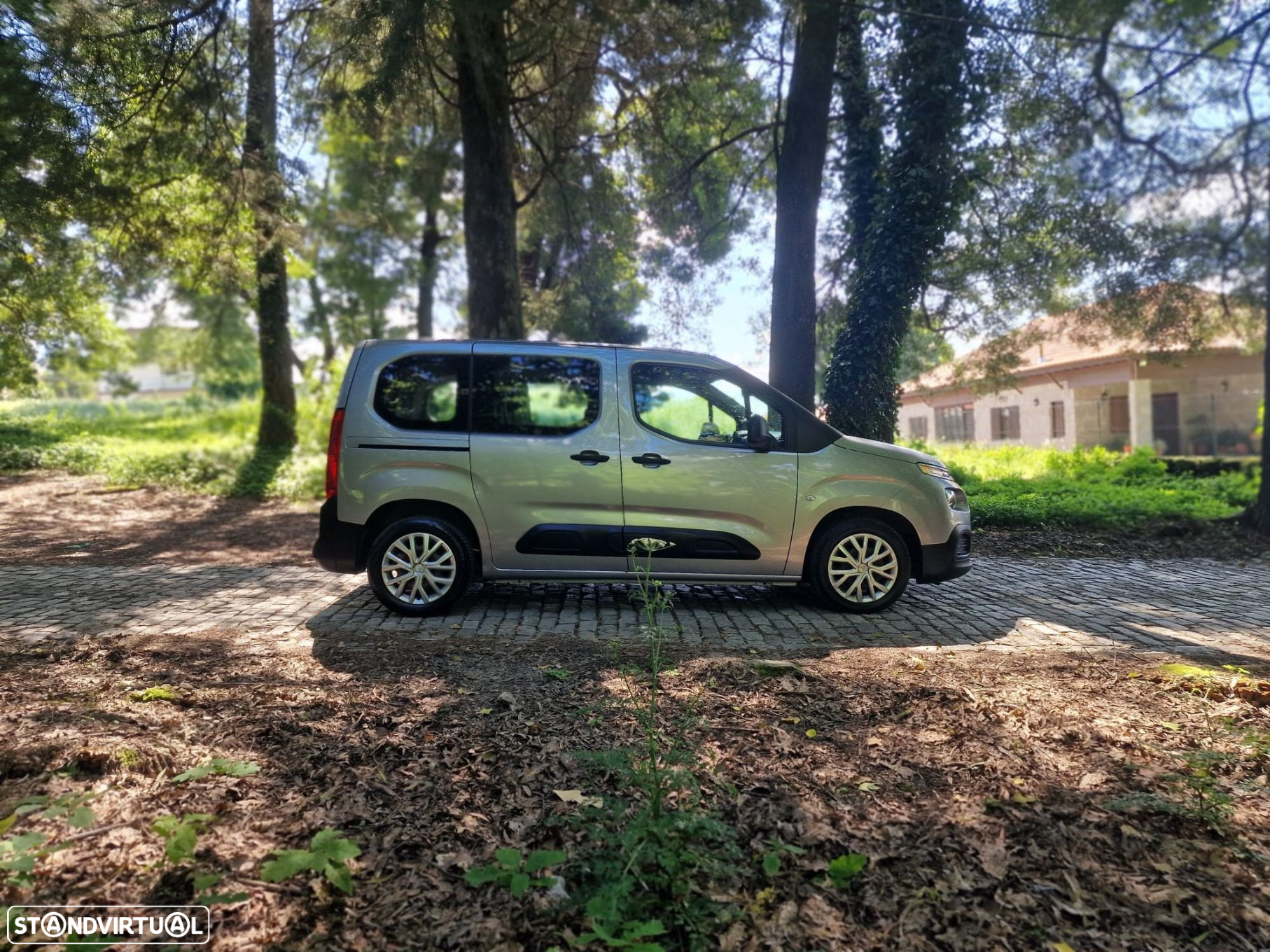 Citroën Berlingo 1.2 PureTech M Feel - 29