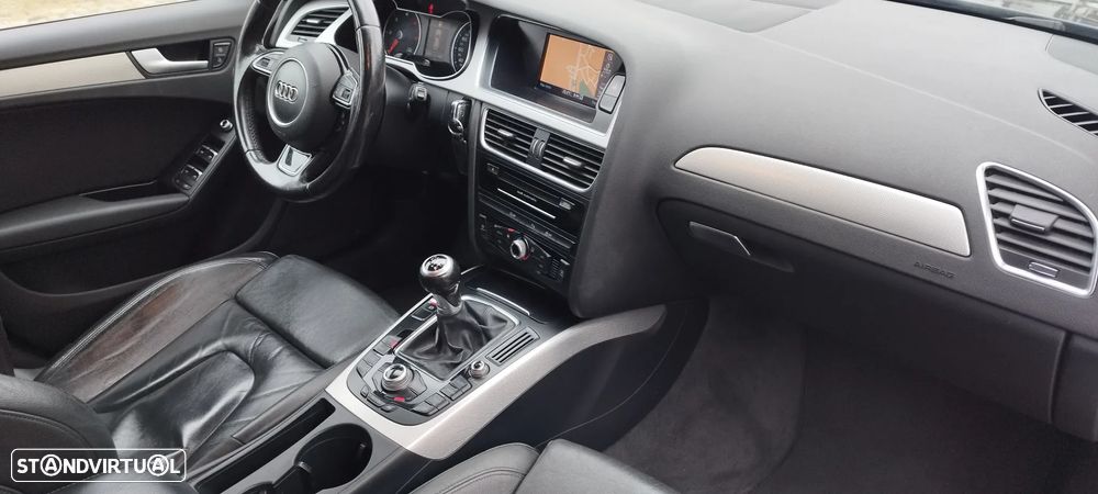 Audi A4 Avant 2.0 TDI Business Line S-line - 16