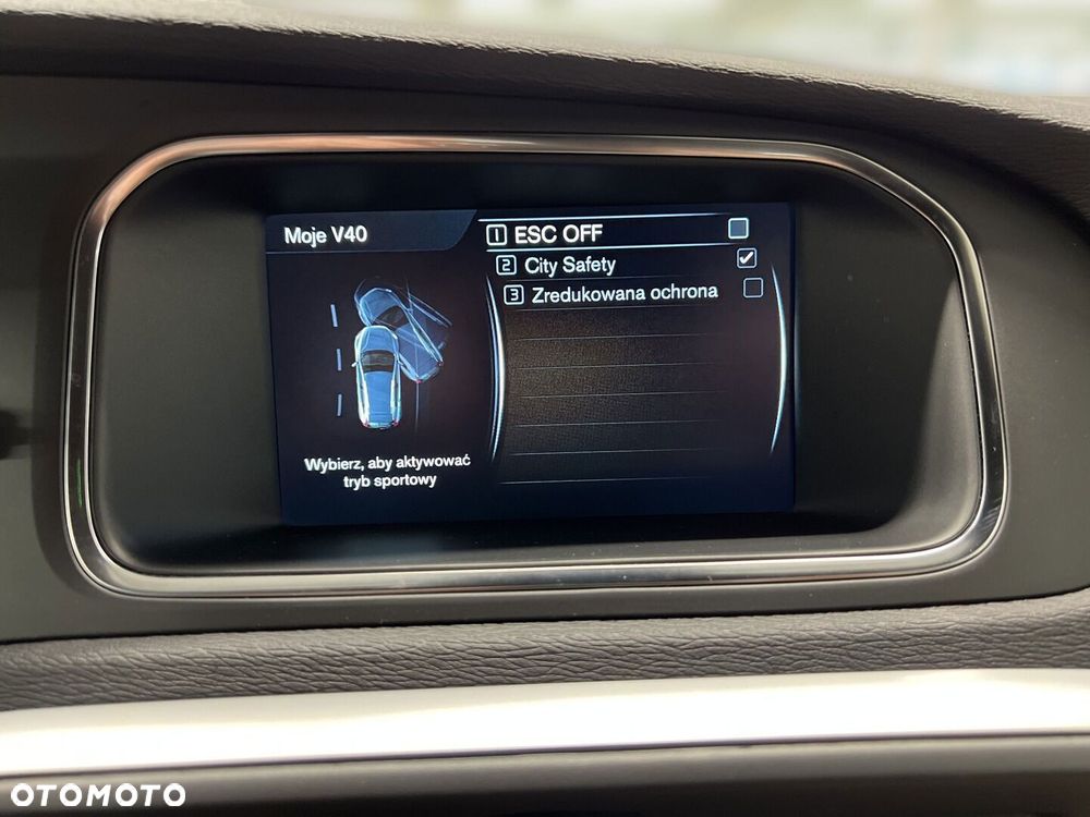 Volvo V40 - 27