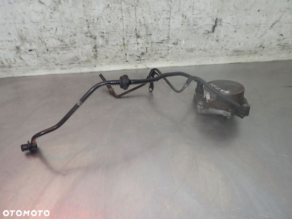 VACUM POMPA OPEL ZAFIRA B 55187760 - 1