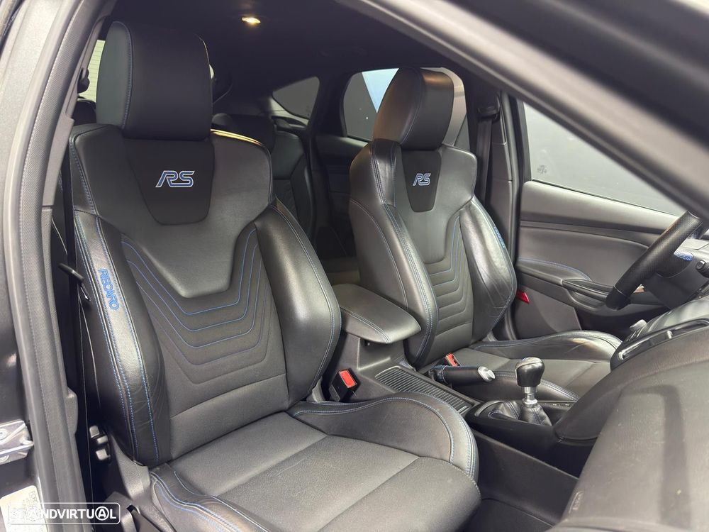 Ford Focus 2.3 EcoBoost RS Pack Performance - 23