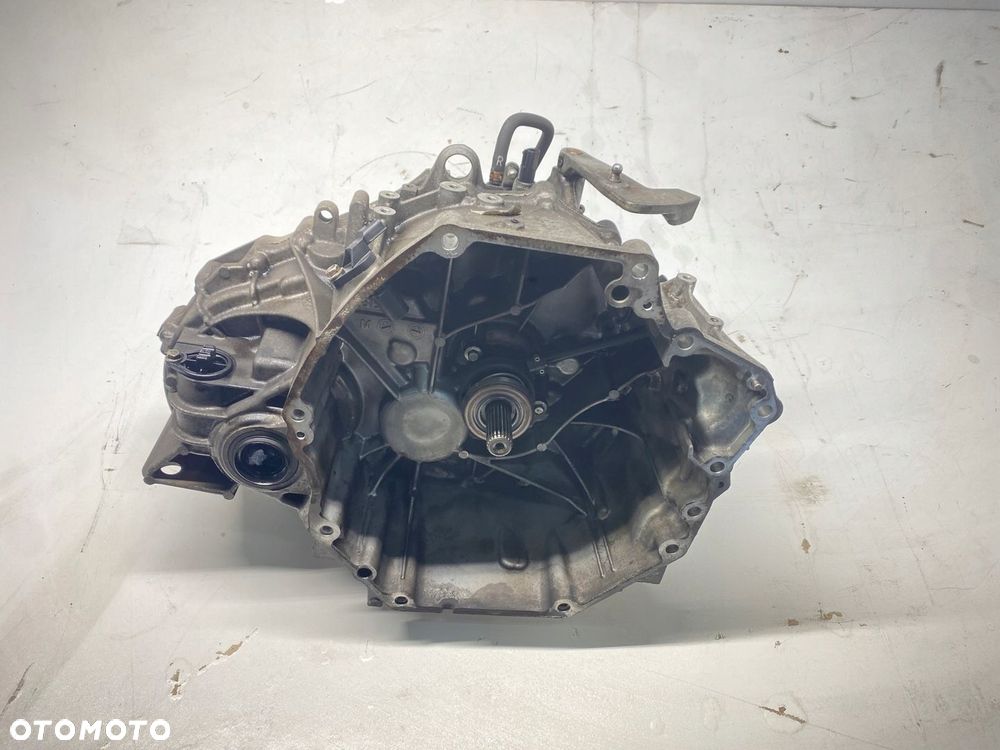 SKRZYNIA BIEGÓW NISSAN QASHQAI J10 LIFT 1.6 DCI BB60D - 2
