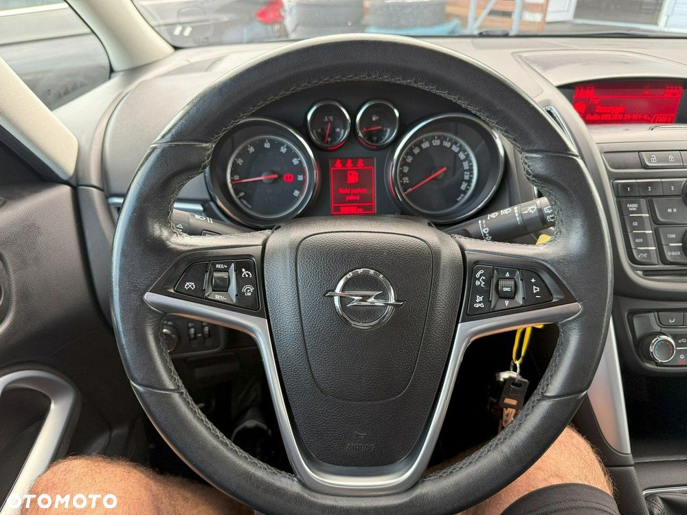 Opel Zafira - 20