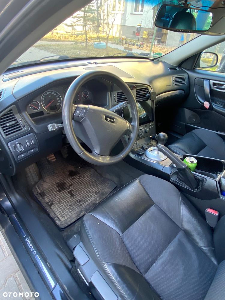 Volvo S60 2.4 T - 15