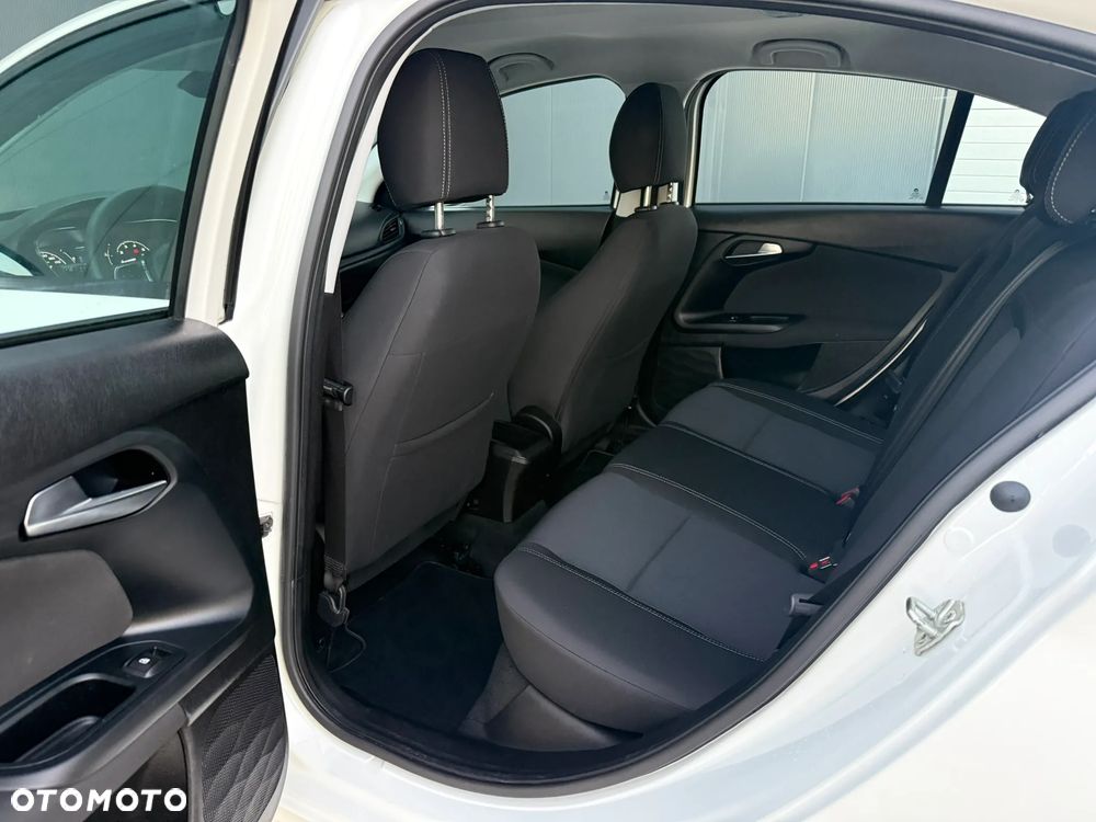Fiat Tipo - 12
