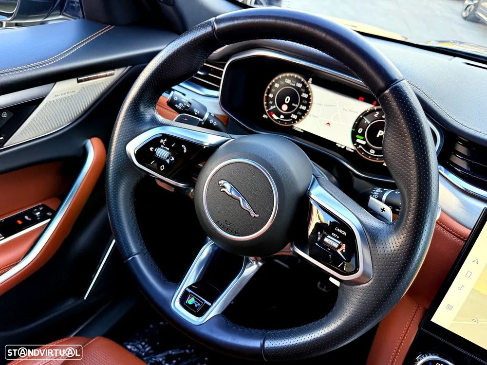 Jaguar F-Pace 2.0 P400e AWD R-Dynamic HSE - 13