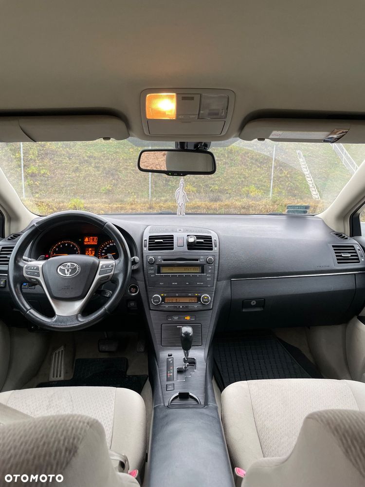 Toyota Avensis 2.0 Premium EU5 MS - 7