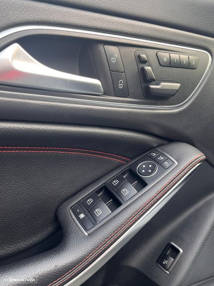 Mercedes-Benz CLA 45 AMG 4Matic Speedshift 7G-DCT Night Edition - 28