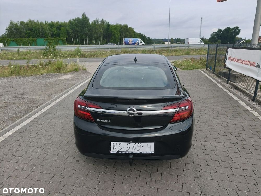 Opel Insignia - 10