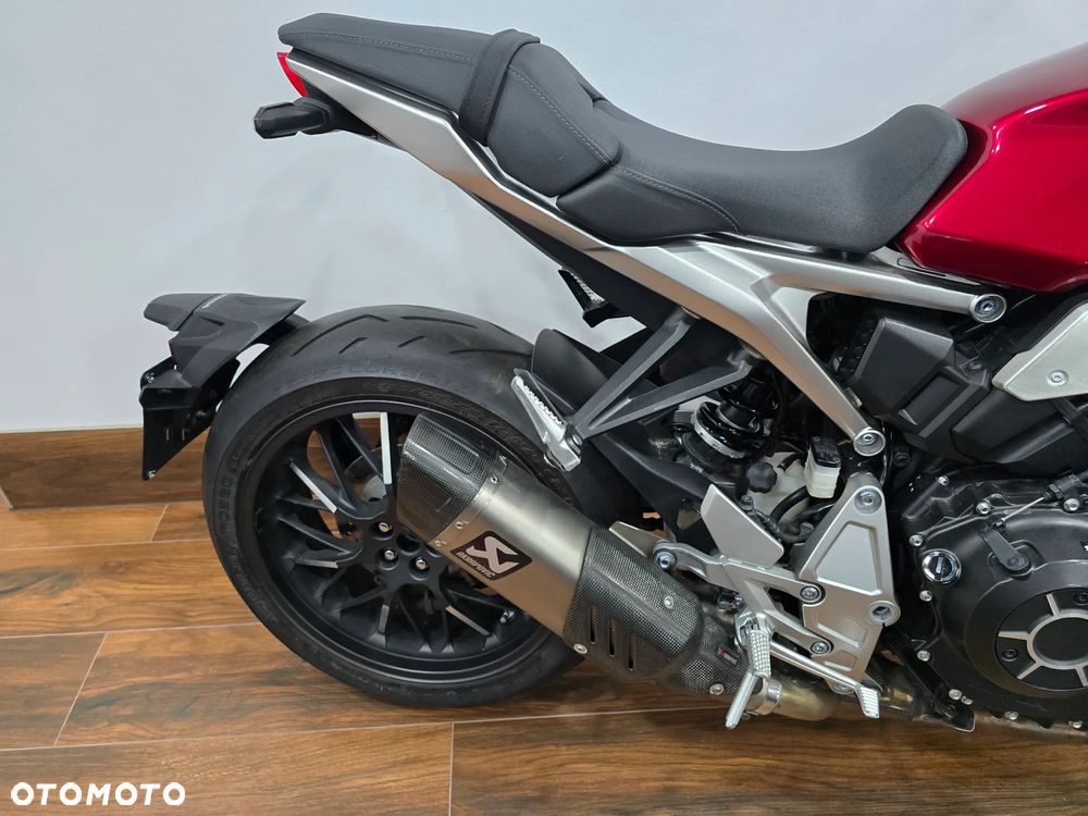 Honda CB - 21