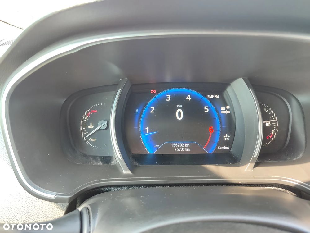 Renault Megane - 5