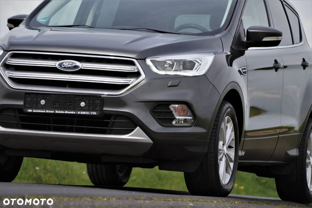 Ford Kuga - 17