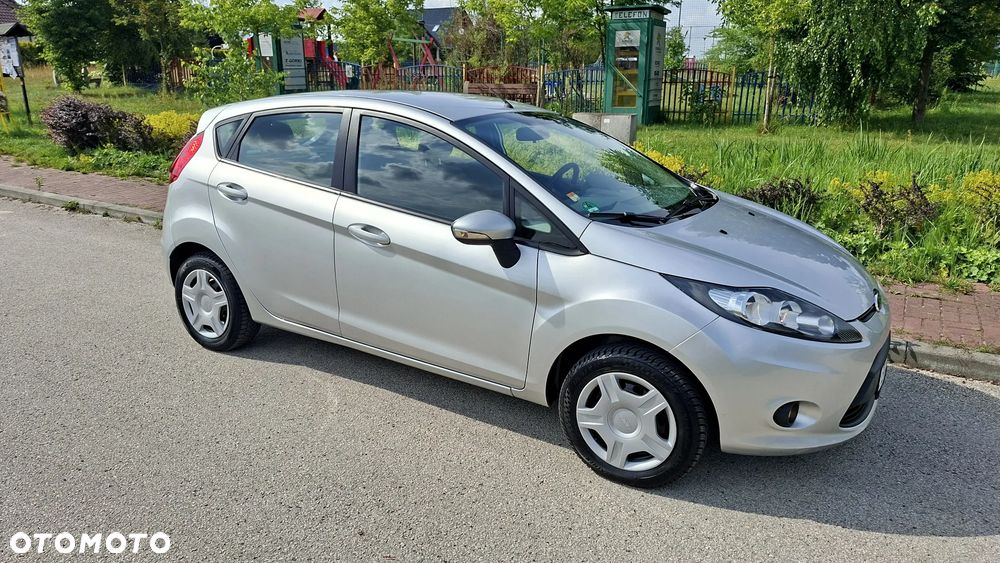 Ford Fiesta 1.25 Champions Edition - 16