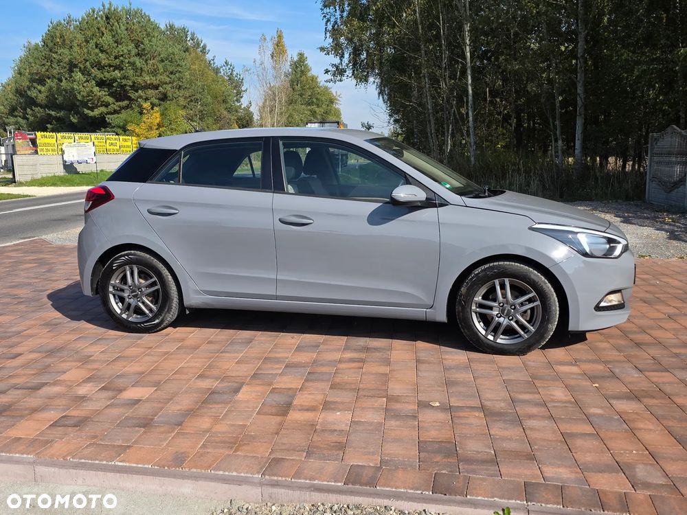 Hyundai i20 - 3