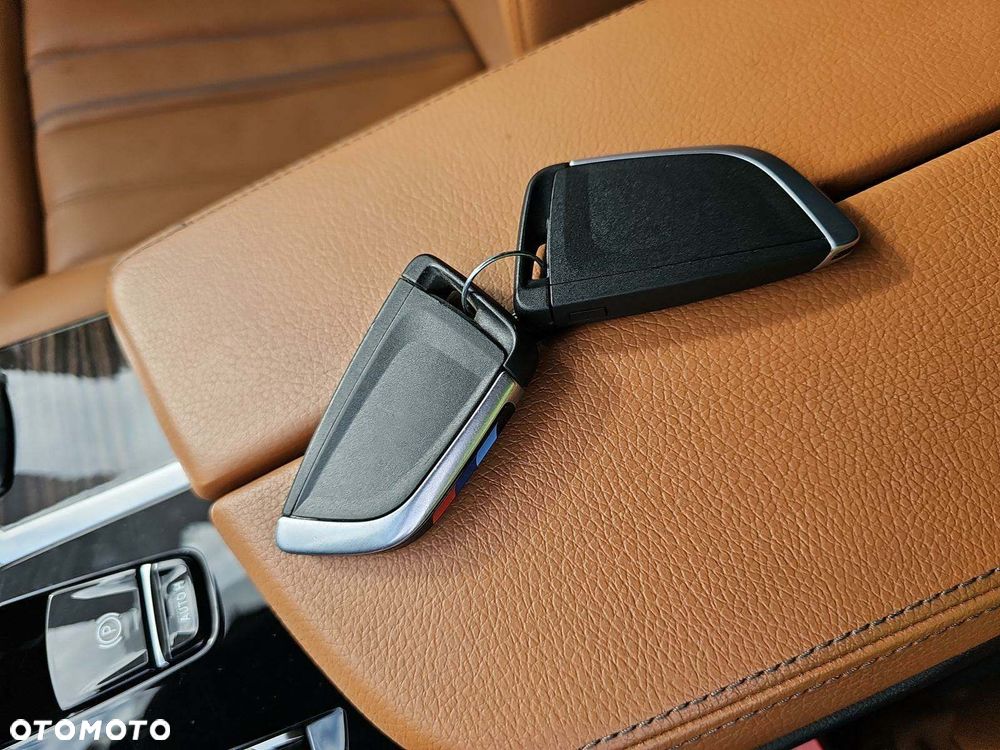 BMW Seria 5 540i xDrive M Sport Edition - 14