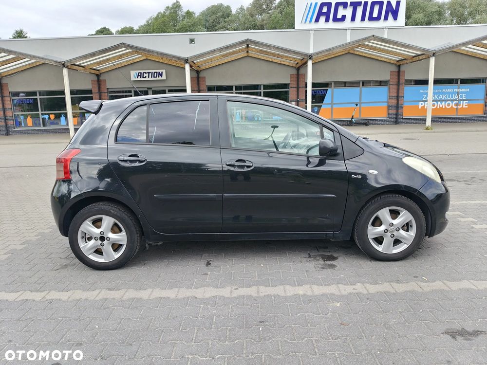 Toyota Yaris - 7