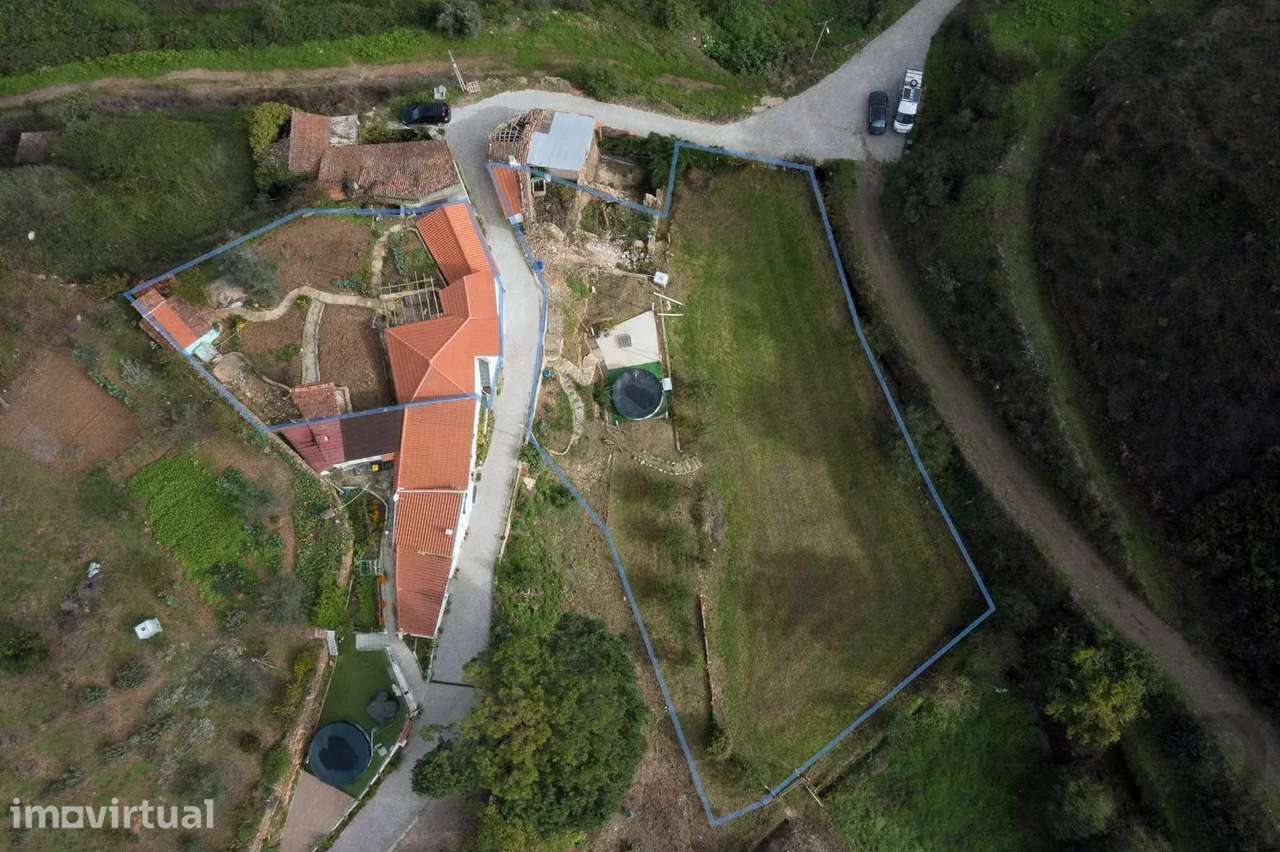 Conjunto de Casas em Pedra com Potencial de Investimento – Aldeia das - Grande imagem: 3/47