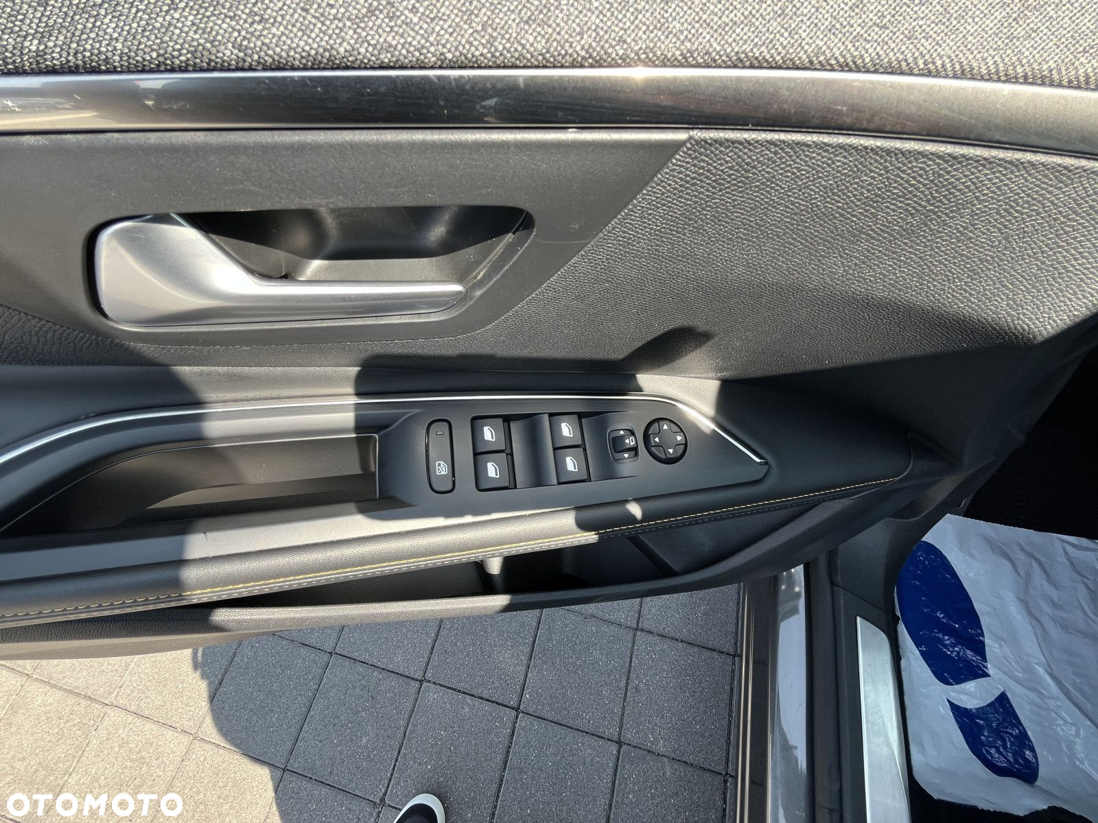Peugeot 5008 - 16