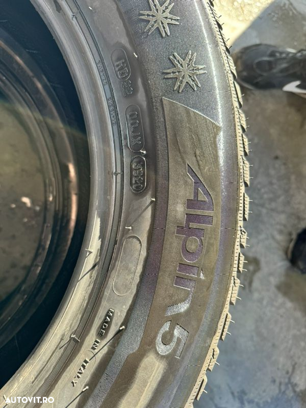 vând 4 anvelope 215/65/17 Michelin de iarnă ca noi - 8