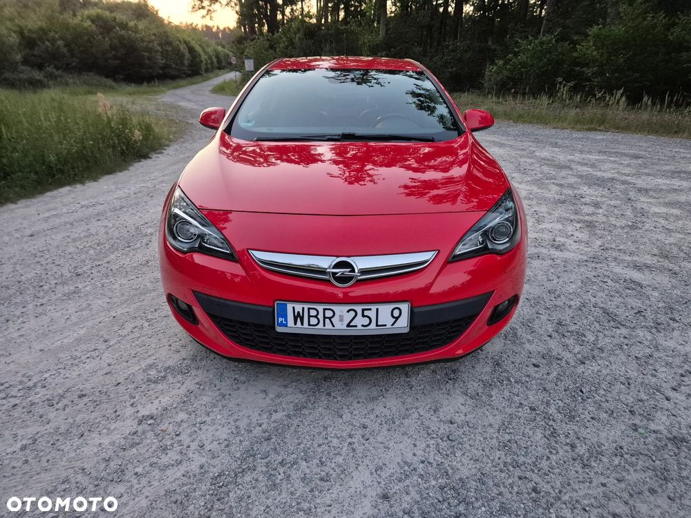 Opel Astra 1.6 T Cosmo - 2