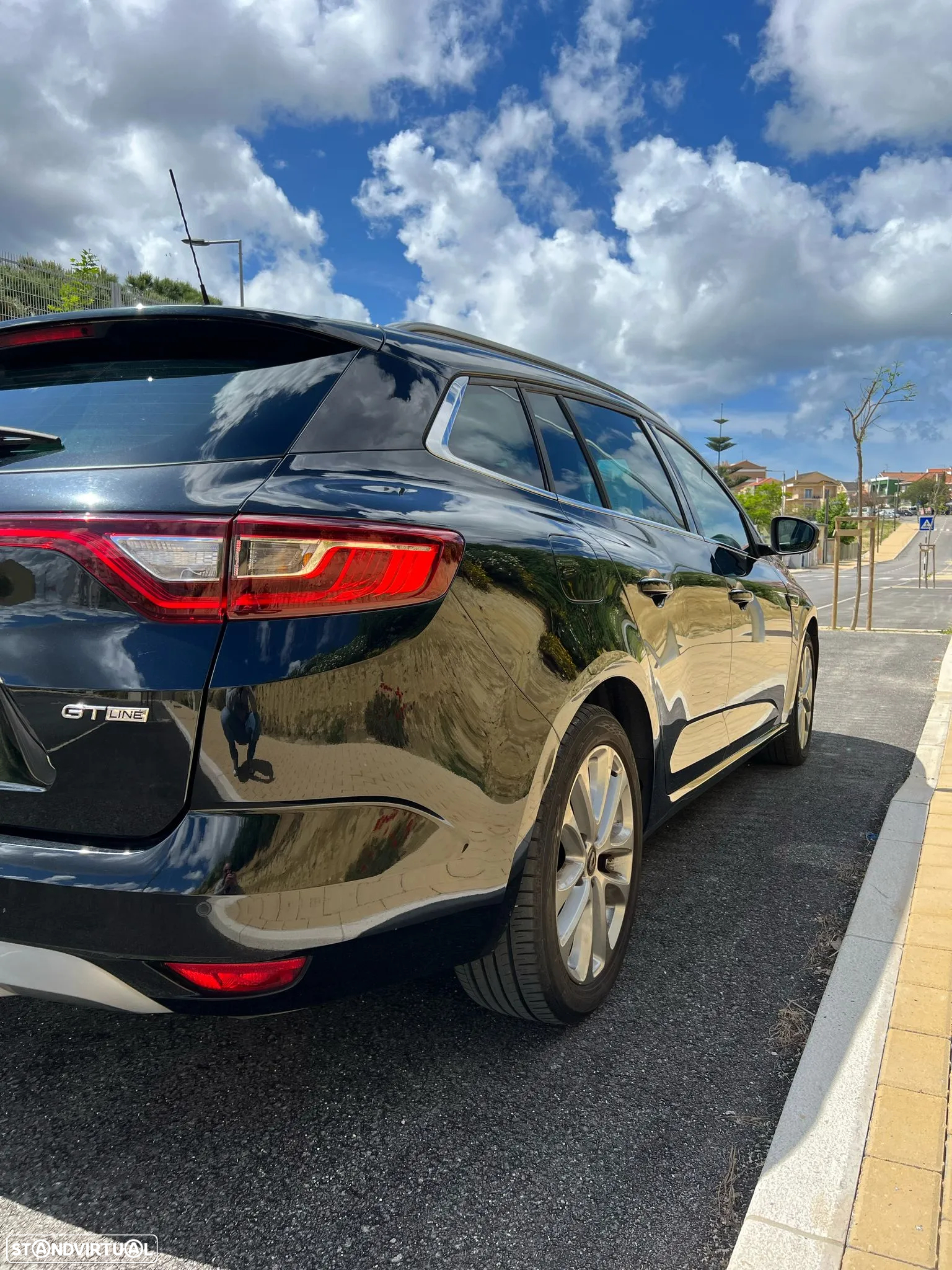 Renault Mégane Sport Tourer 1.5 dCi GT Line - 4