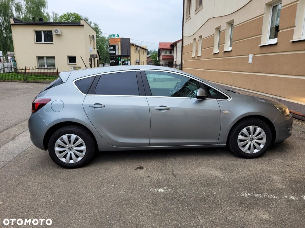 Opel Astra 1.4 Turbo Cosmo - 5