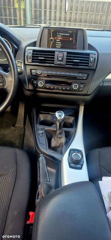 BMW Seria 1 - 21