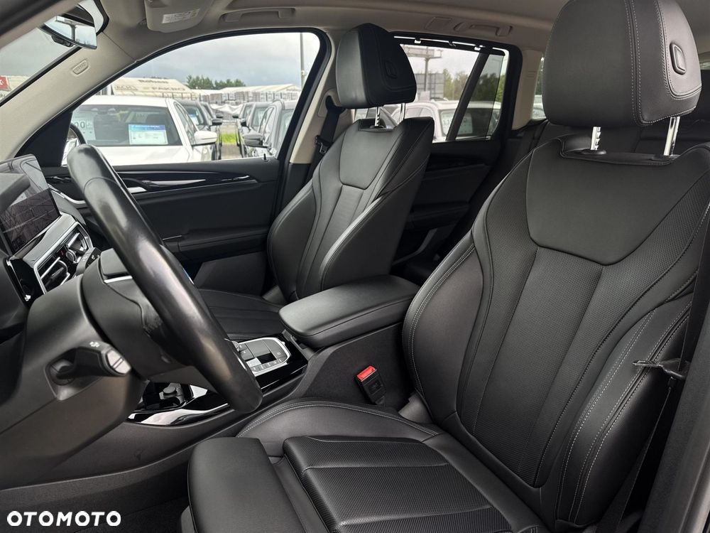 BMW X3 xDrive20d - 17