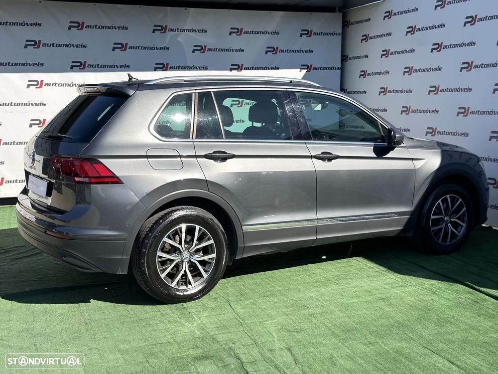 VW Tiguan 1.6 TDI Confortline - 10