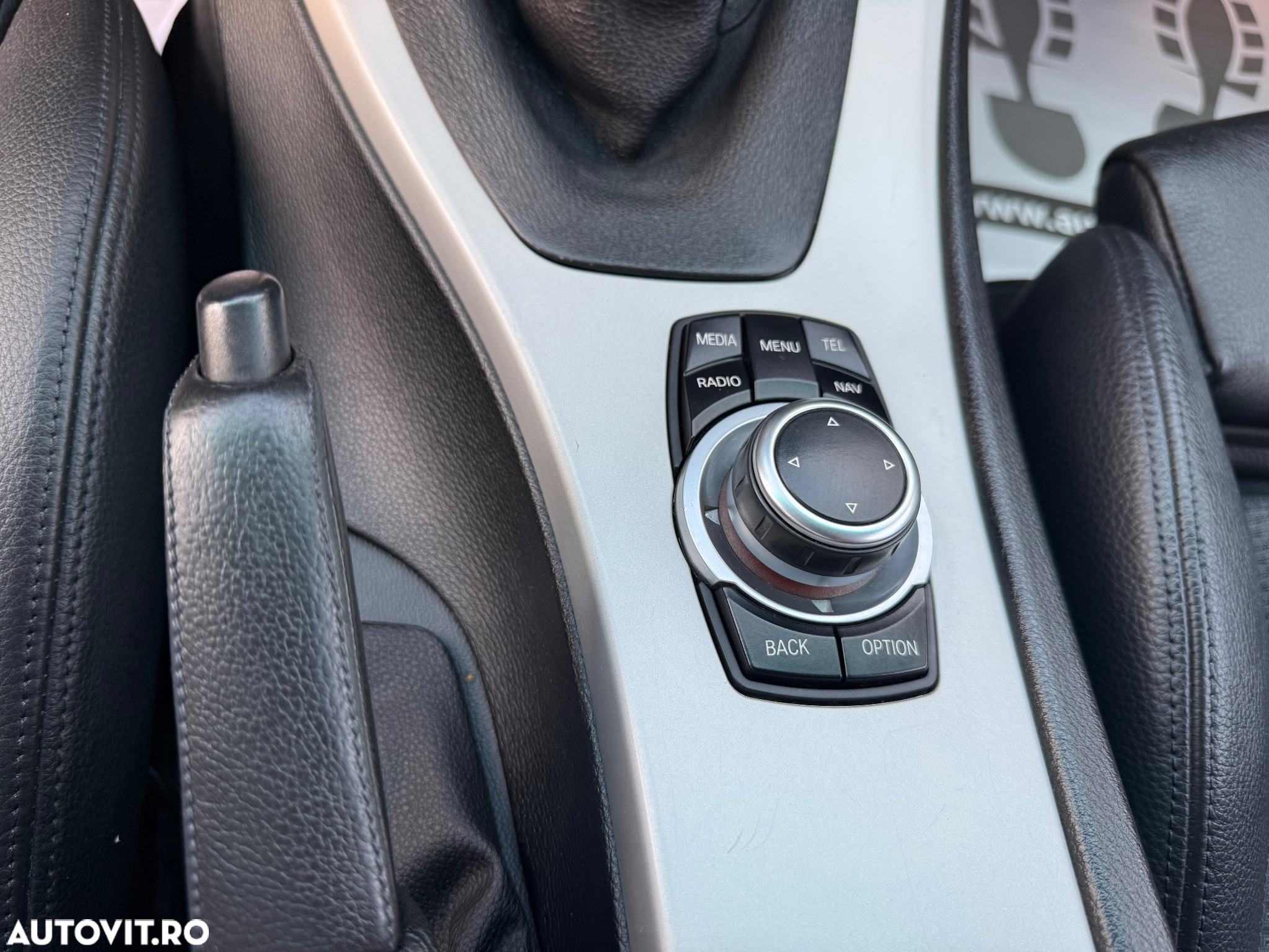 BMW Seria 3 318d Sport Line - 14