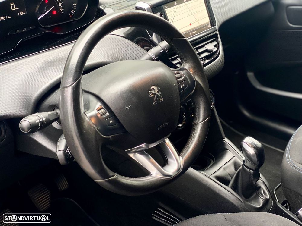 Peugeot 208 1.6 BlueHDi Style - 15