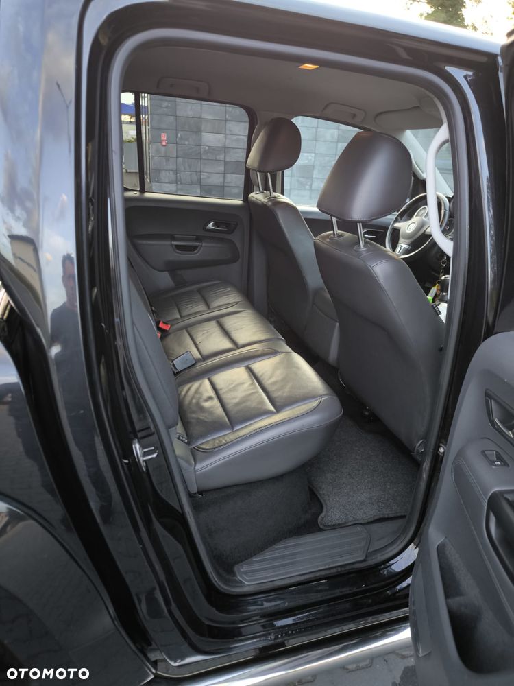 Volkswagen Amarok - 20