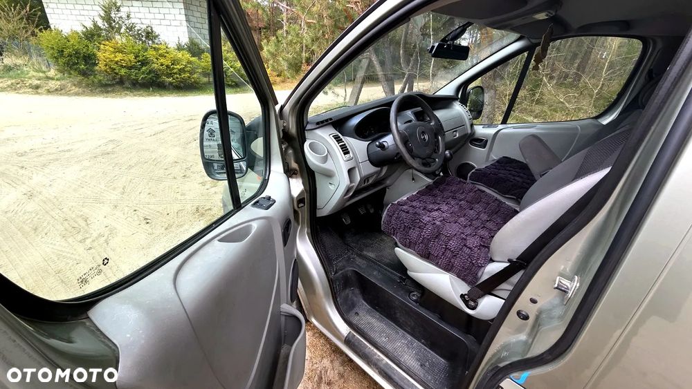 Opel Vivaro L2H1 2.9t - 11