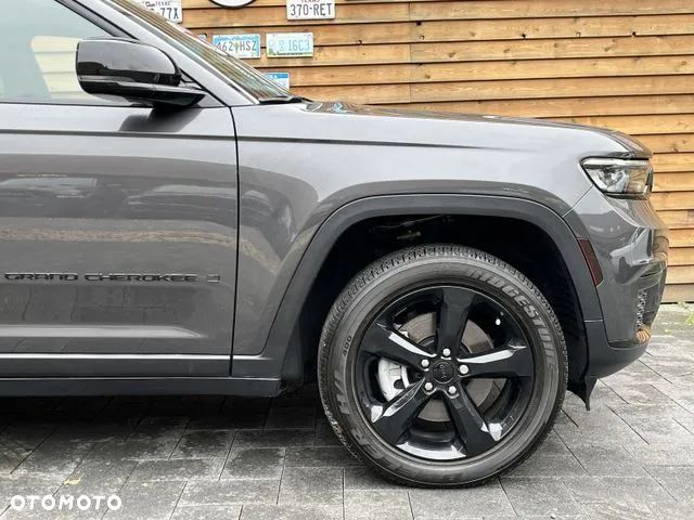 Jeep Grand Cherokee - 8