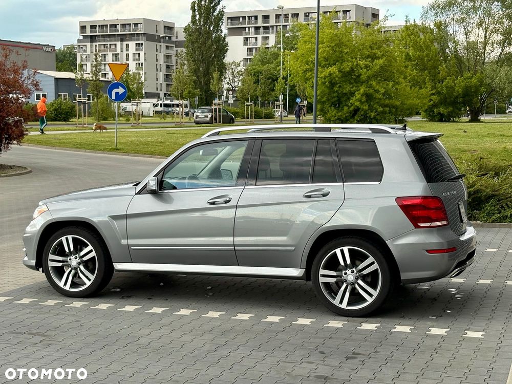 Mercedes-Benz GLK 350 4-Matic - 2