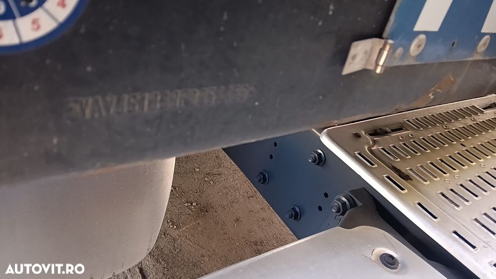 Schmitz Cargobull SILO O-3-39T - 15