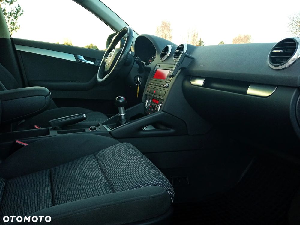 Audi A3 Sportback - 9