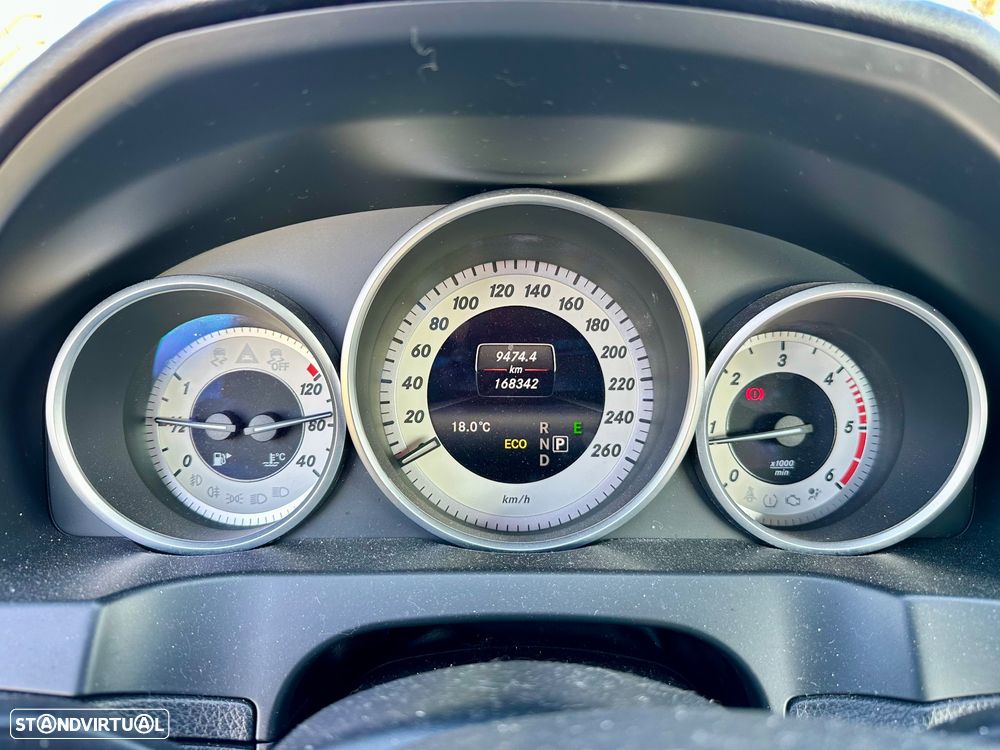 Mercedes-Benz E 220 CDI BlueEfficiency Auto - 17