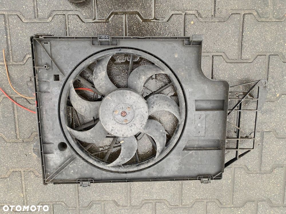 KOMPLETNY WENTYLATOR CHŁODNICY VW 7H0121207