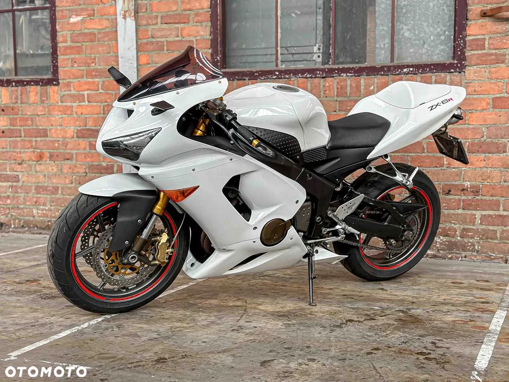 Kawasaki ZXR - 7