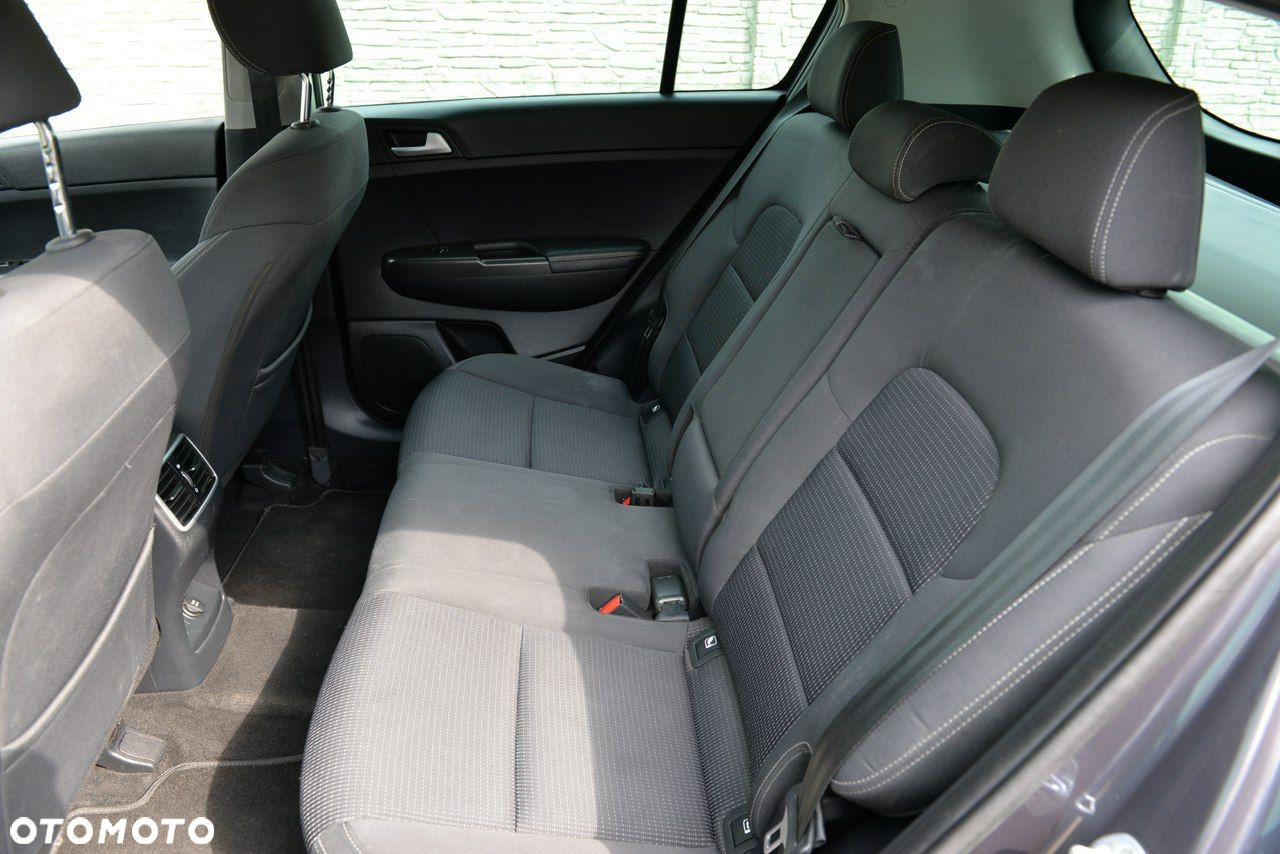 Kia Sportage 1.7 CRDI 2WD ISG Spirit - 10