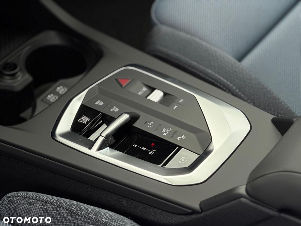 BMW Seria 1 - 21