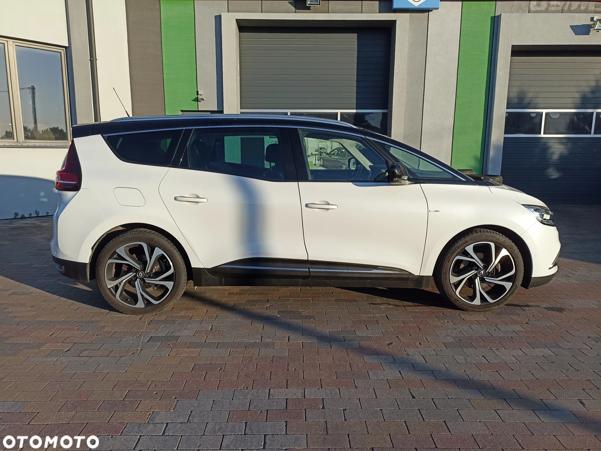 Renault Grand Scenic Gr 1.2 TCe Energy Bose Edition - 16