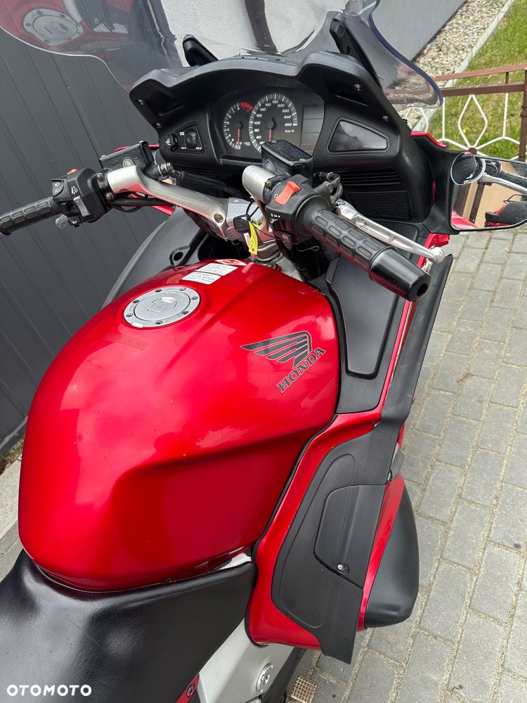 Honda ST - 11